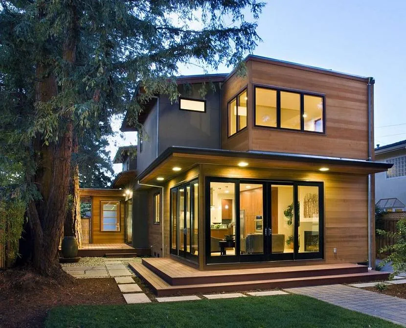 Надзвичайно красивий дерев'яний будинок сучасного планування.