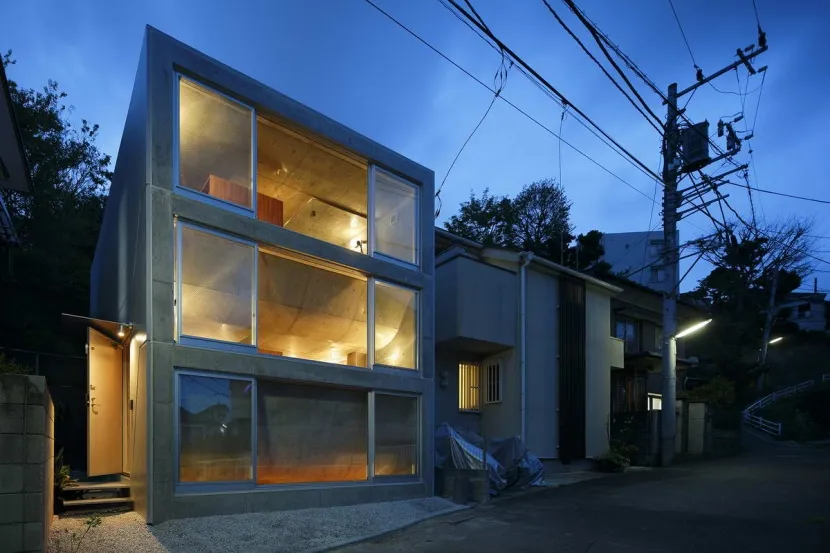 Японський будинок: бетон та скло