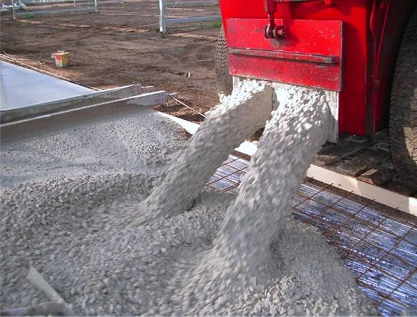 Відлив фундаменту з бетону з ПГС