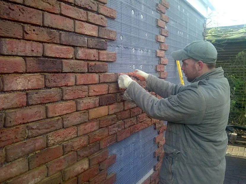 Etap głównych prac okładzinowych