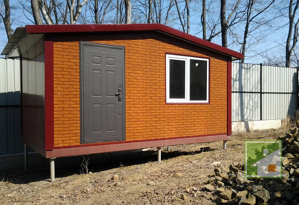 Fundament palowy pod przebieralnię