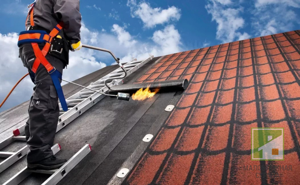Jak solidnie i skutecznie naprawić rolowany dach?