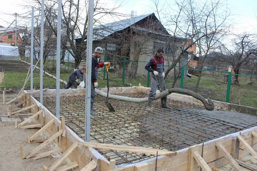 Споруда фундаменту під мангал