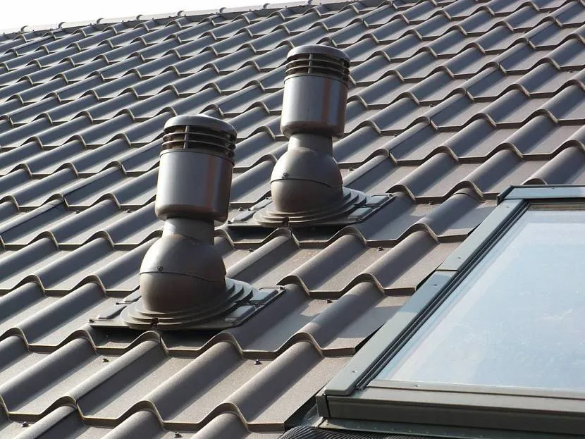 Umiejscowienie aeratorów na dachu z poddaszem