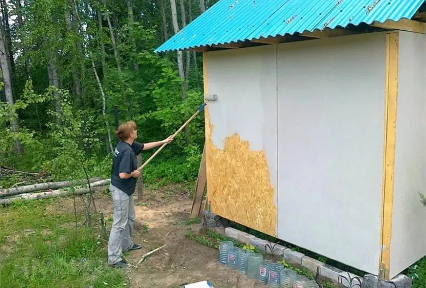 Malowanie OSB farbą akrylową