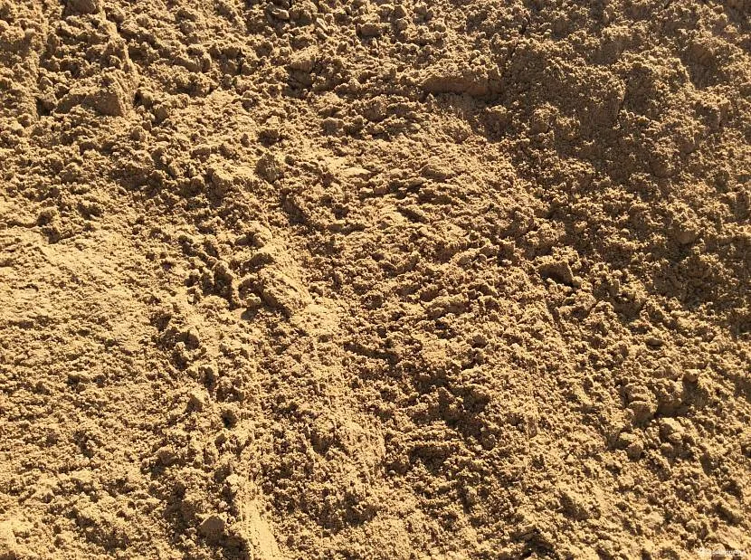 Пісок річковий, просіяний через сито