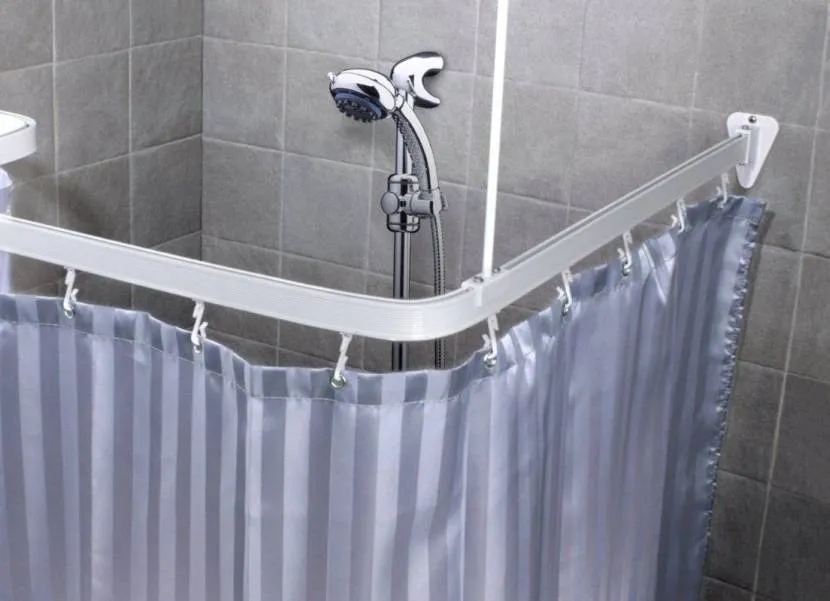 Нестандартний карниз застосовується для ванн із незвичайною асиметричною конструкцією.