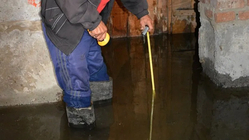 Konsekwencją naruszenia technologii układania hydroizolacji zewnętrznej lub jej braku