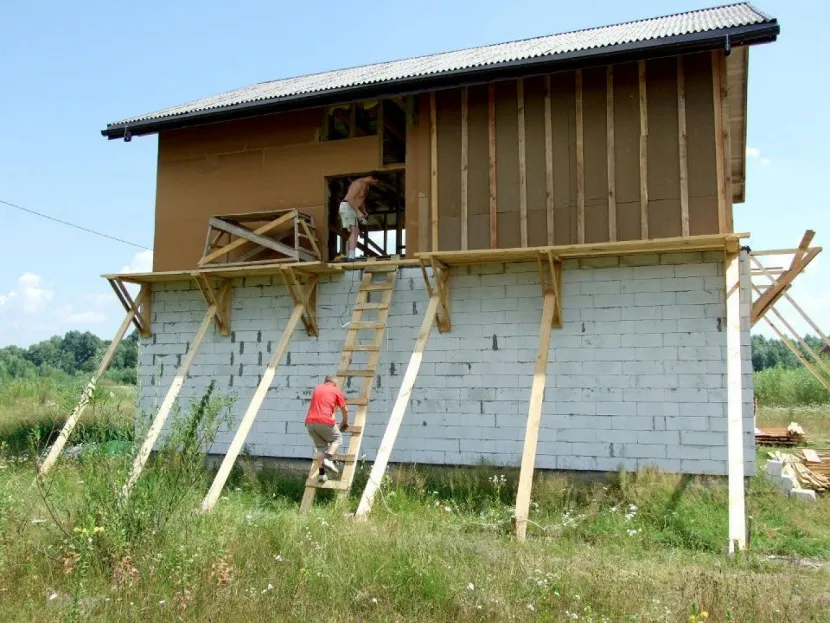 Prace budowlane na II poziomie