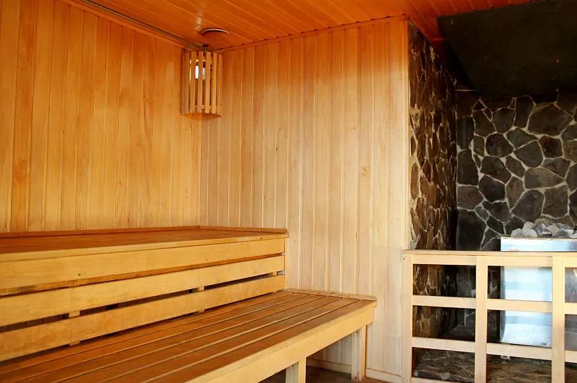 Sauna fińska z półkami