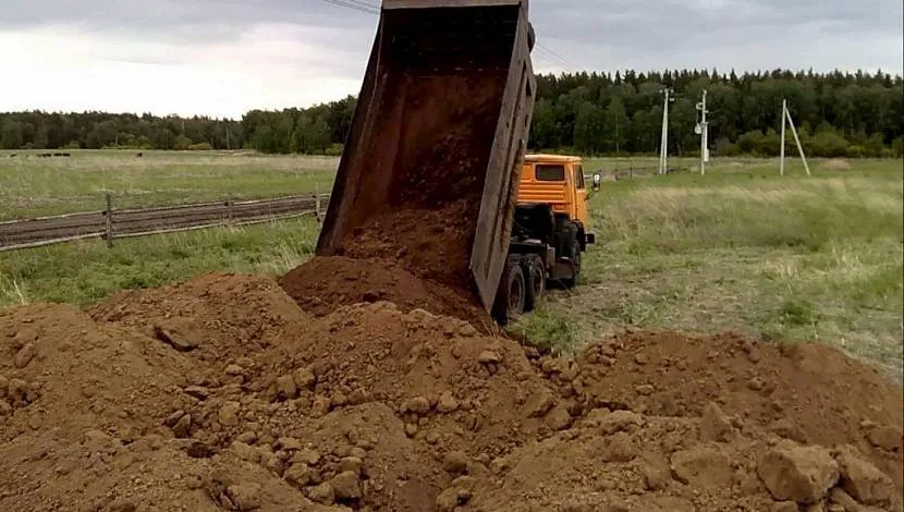 Відсипання заміської ділянки