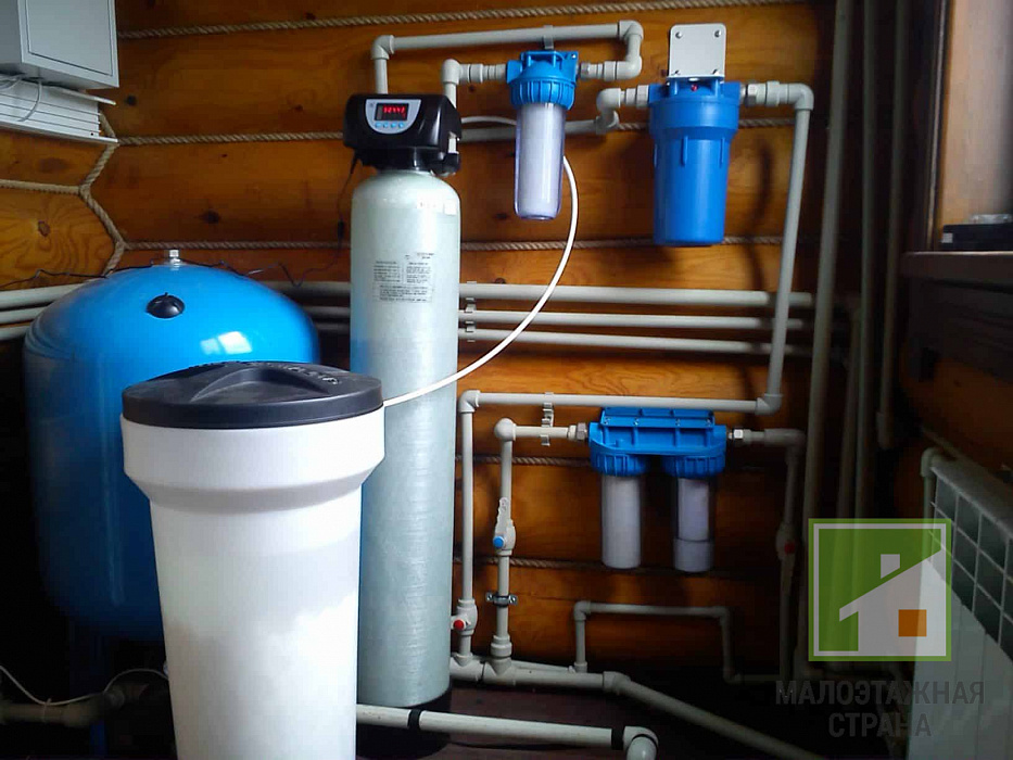 Jak właściwie zorganizować uzdatnianie wody w prywatnym domu: wybierz filtr do wody