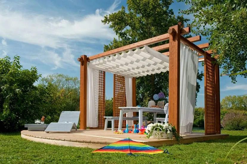 Pergola w projekcie strony