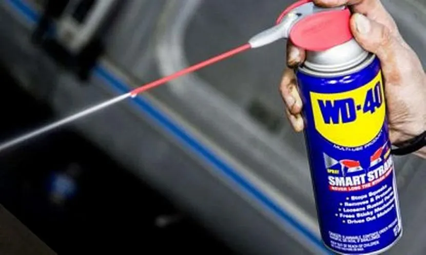 Засіб WD-40 для очищення від іржі