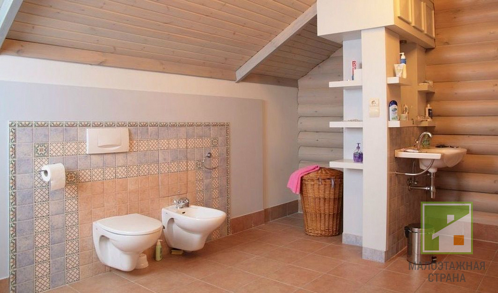 Jak zrobić łazienkę w drewnianym domu: komunikacja, hydroizolacja i dekoracja