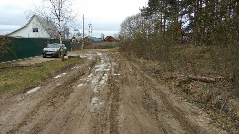 Czyste powietrze na pewno jest dobre, ale pierwsze deszcze i rozmyte drogi bardzo szybko Cię zawiodą.