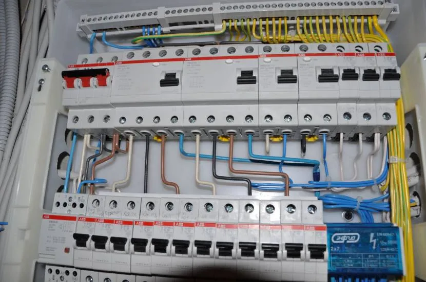 Приклад монтажу електрощитка, виконаного професійним електриком