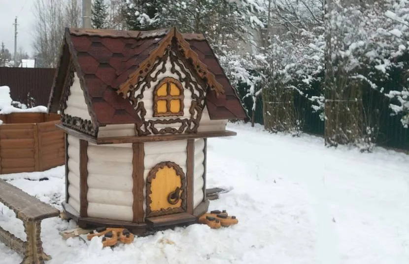 Oryginalny projekt domu nad studnią