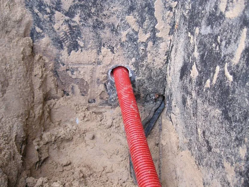 Kabel podziemny musi być niezawodnie chroniony