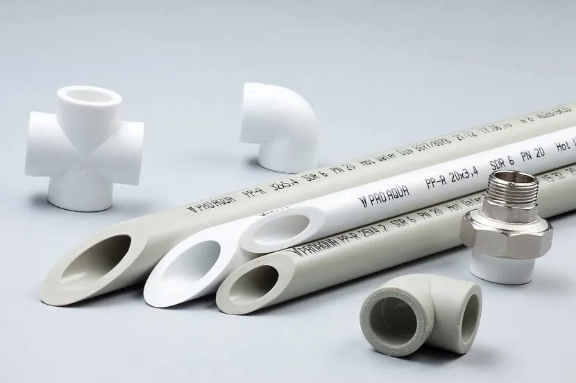 Металопластикові труби з різних матеріалів