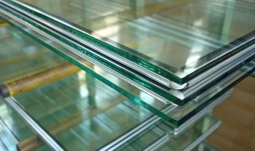 Szkło typu float (tafle) do standardowych okien z podwójnymi szybami