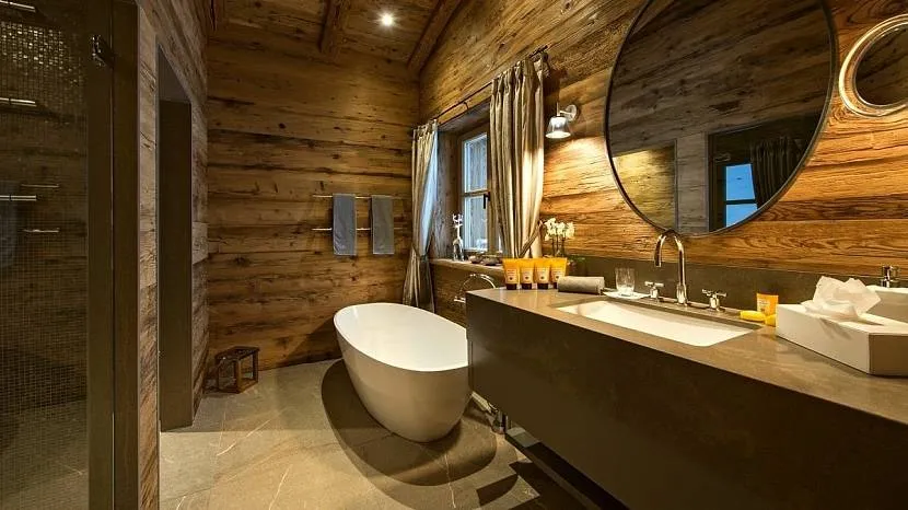 Ванна кімната в стилі шале