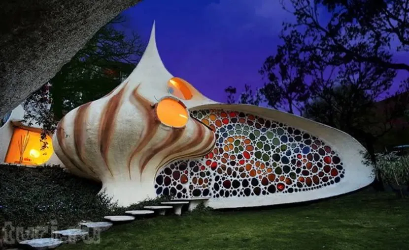 Мексиканський будинок-черепашка в органічному стилі