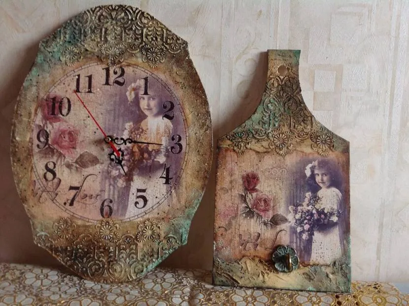 Decoupage na zegarku i butelce