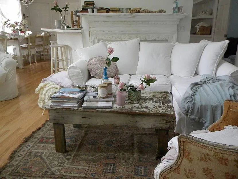 Stare i zaktualizowane meble w stylu shabby chic