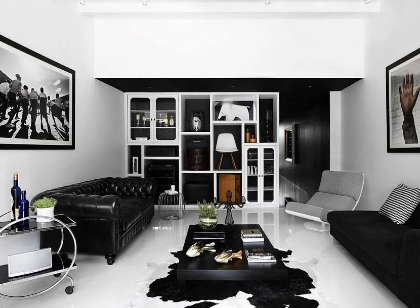 "Глибока" кімната з оздобленням чорним кольором