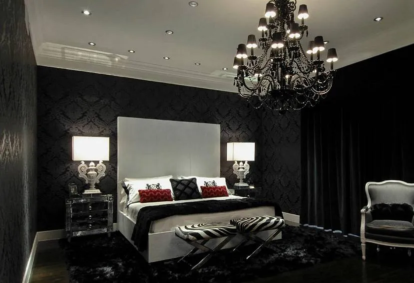 Czarna wzorzysta tapeta do sypialni
